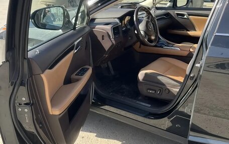 Lexus RX IV рестайлинг, 2019 год, 5 200 000 рублей, 3 фотография