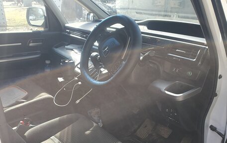 Honda Stepwgn IV, 2021 год, 3 250 000 рублей, 4 фотография