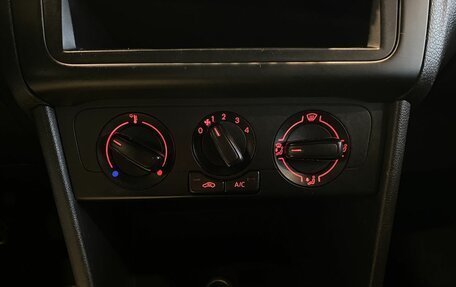 Volkswagen Polo VI (EU Market), 2014 год, 615 000 рублей, 15 фотография