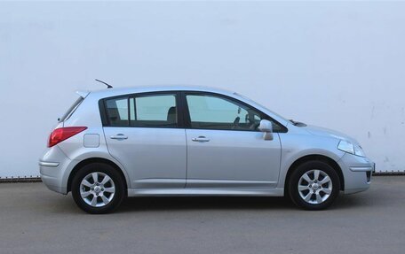 Nissan Tiida, 2011 год, 850 000 рублей, 4 фотография
