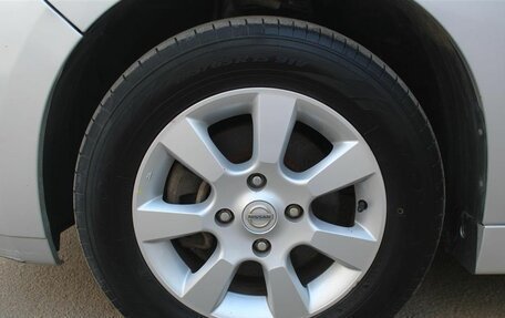 Nissan Tiida, 2011 год, 850 000 рублей, 10 фотография