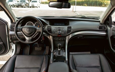 Honda Accord VIII рестайлинг, 2012 год, 1 155 000 рублей, 17 фотография