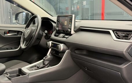 Toyota RAV4, 2020 год, 3 224 000 рублей, 18 фотография