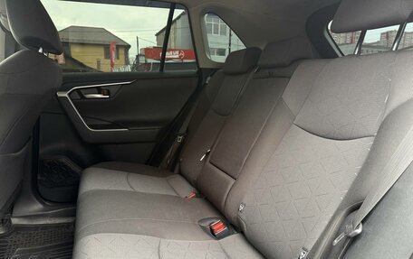 Toyota RAV4, 2020 год, 3 224 000 рублей, 31 фотография