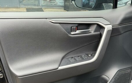 Toyota RAV4, 2020 год, 3 224 000 рублей, 29 фотография