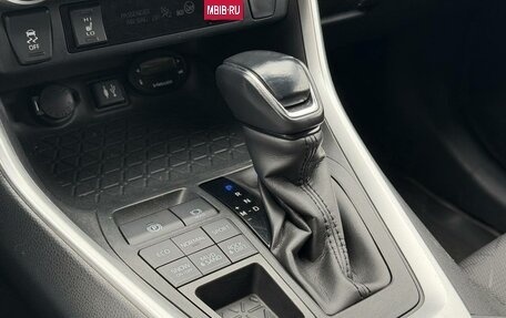 Toyota RAV4, 2020 год, 3 224 000 рублей, 26 фотография