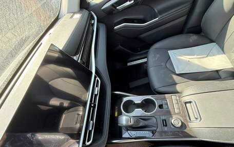 Toyota Highlander, 2026 год, 5 780 000 рублей, 14 фотография