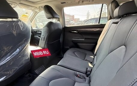 Toyota Highlander, 2026 год, 5 780 000 рублей, 20 фотография