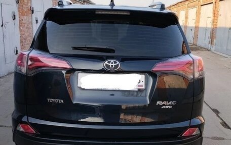 Toyota RAV4, 2016 год, 2 600 000 рублей, 2 фотография