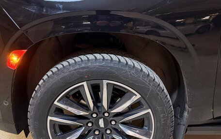 Cadillac Escalade V, 2022 год, 14 000 000 рублей, 4 фотография