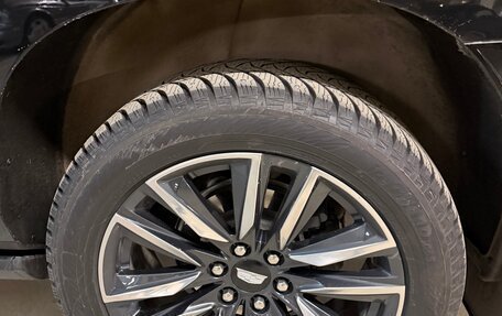 Cadillac Escalade V, 2022 год, 14 000 000 рублей, 8 фотография