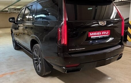 Cadillac Escalade V, 2022 год, 14 000 000 рублей, 5 фотография