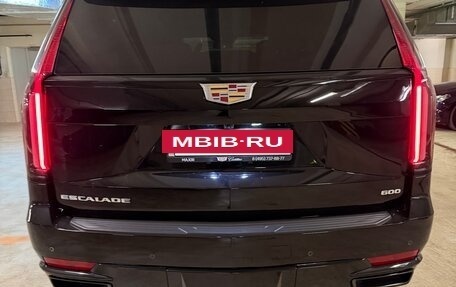 Cadillac Escalade V, 2022 год, 14 000 000 рублей, 6 фотография