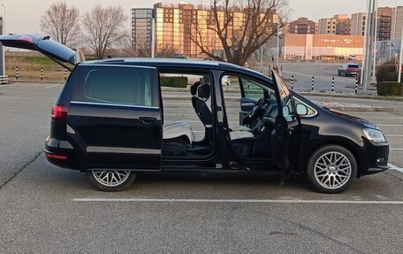 Volkswagen Sharan II, 2019 год, 1 940 000 рублей, 8 фотография