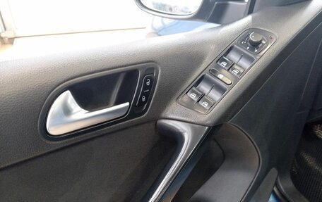 Volkswagen Tiguan I, 2011 год, 907 000 рублей, 10 фотография