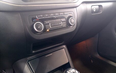 Volkswagen Tiguan I, 2011 год, 907 000 рублей, 12 фотография