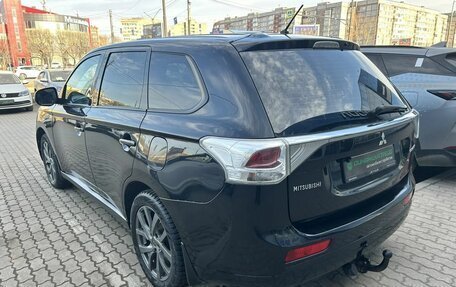 Mitsubishi Outlander III рестайлинг 3, 2012 год, 1 041 000 рублей, 8 фотография