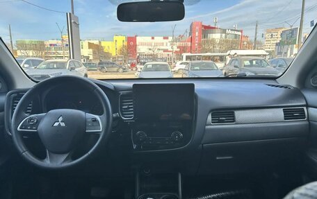 Mitsubishi Outlander III рестайлинг 3, 2012 год, 1 041 000 рублей, 11 фотография