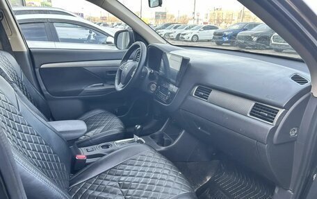 Mitsubishi Outlander III рестайлинг 3, 2012 год, 1 041 000 рублей, 12 фотография