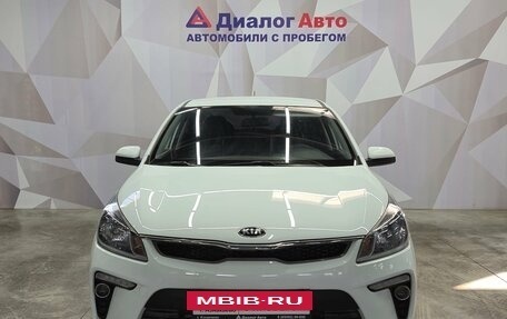 KIA Rio IV, 2020 год, 1 420 000 рублей, 2 фотография