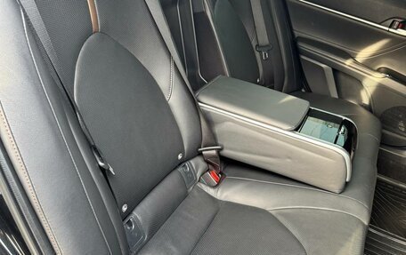 Toyota Camry, 2019 год, 2 470 000 рублей, 16 фотография