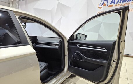 Geely Emgrand, 2023 год, 1 500 000 рублей, 30 фотография