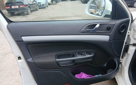 Skoda Octavia, 2010 год, 425 600 рублей, 10 фотография