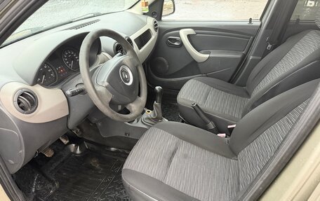 Renault Logan I, 2010 год, 300 000 рублей, 5 фотография