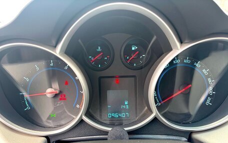 Chevrolet Cruze II, 2013 год, 820 000 рублей, 8 фотография