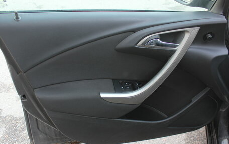 Opel Astra J, 2010 год, 615 000 рублей, 8 фотография