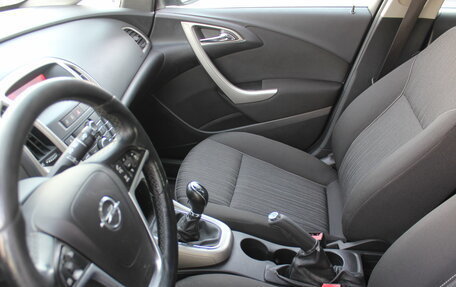 Opel Astra J, 2010 год, 615 000 рублей, 10 фотография