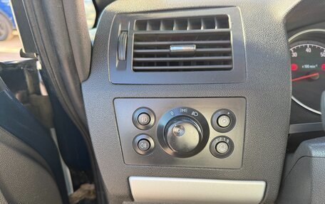 Opel Zafira B, 2011 год, 645 000 рублей, 14 фотография