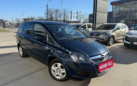 Opel Zafira B, 2011 год, 645 000 рублей, 3 фотография