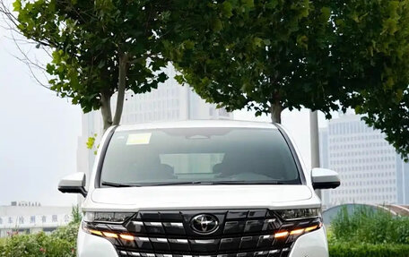 Toyota Alphard, 2025 год, 17 000 008 рублей, 3 фотография