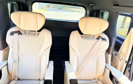 Toyota Alphard, 2025 год, 17 000 008 рублей, 14 фотография