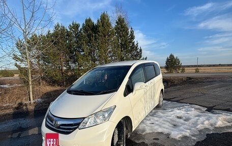 Honda Freed I, 2012 год, 1 100 000 рублей, 3 фотография