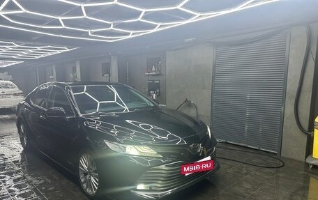 Toyota Camry, 2020 год, 2 350 000 рублей, 3 фотография