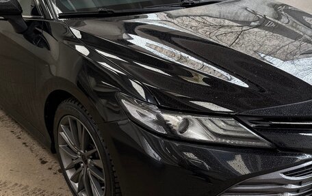 Toyota Camry, 2020 год, 2 350 000 рублей, 10 фотография