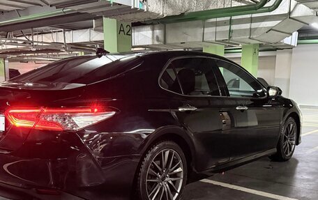 Toyota Camry, 2020 год, 2 350 000 рублей, 15 фотография