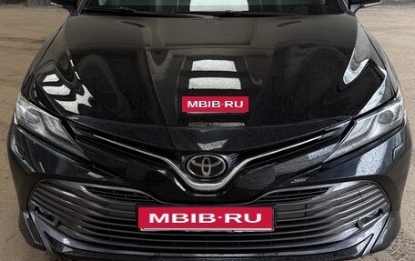 Toyota Camry, 2020 год, 2 350 000 рублей, 11 фотография