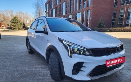 KIA Rio IV, 2021 год, 1 900 000 рублей, 2 фотография