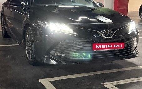Toyota Camry, 2020 год, 2 350 000 рублей, 19 фотография