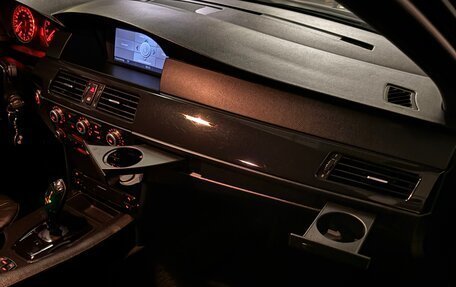 BMW 5 серия, 2008 год, 1 400 000 рублей, 26 фотография