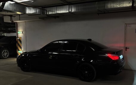 BMW 5 серия, 2008 год, 1 400 000 рублей, 39 фотография