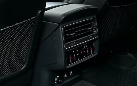 Audi Q8 I, 2019 год, 7 100 000 рублей, 25 фотография