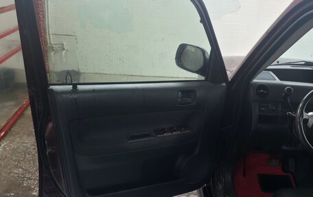 Scion xB II рестайлинг, 2003 год, 800 000 рублей, 21 фотография