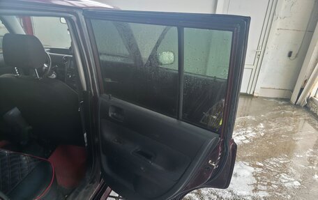 Scion xB II рестайлинг, 2003 год, 800 000 рублей, 24 фотография