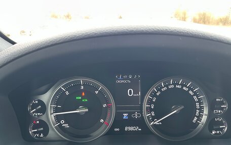 Toyota Land Cruiser 200, 2019 год, 9 690 000 рублей, 10 фотография