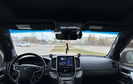 Toyota Land Cruiser 200, 2019 год, 9 690 000 рублей, 12 фотография