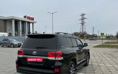 Toyota Land Cruiser 200, 2019 год, 9 690 000 рублей, 7 фотография